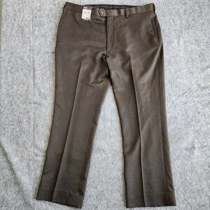 Roundtree Yorke Travel Smart Dress Pants Mens 40x30 Brown Flat Front Comfort NWT